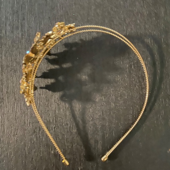 Never worn!! Metal Headband with crystals - Picture 3 of 3